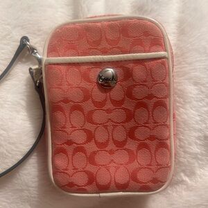 Y2K Coach light pink with Cream Trim pouch